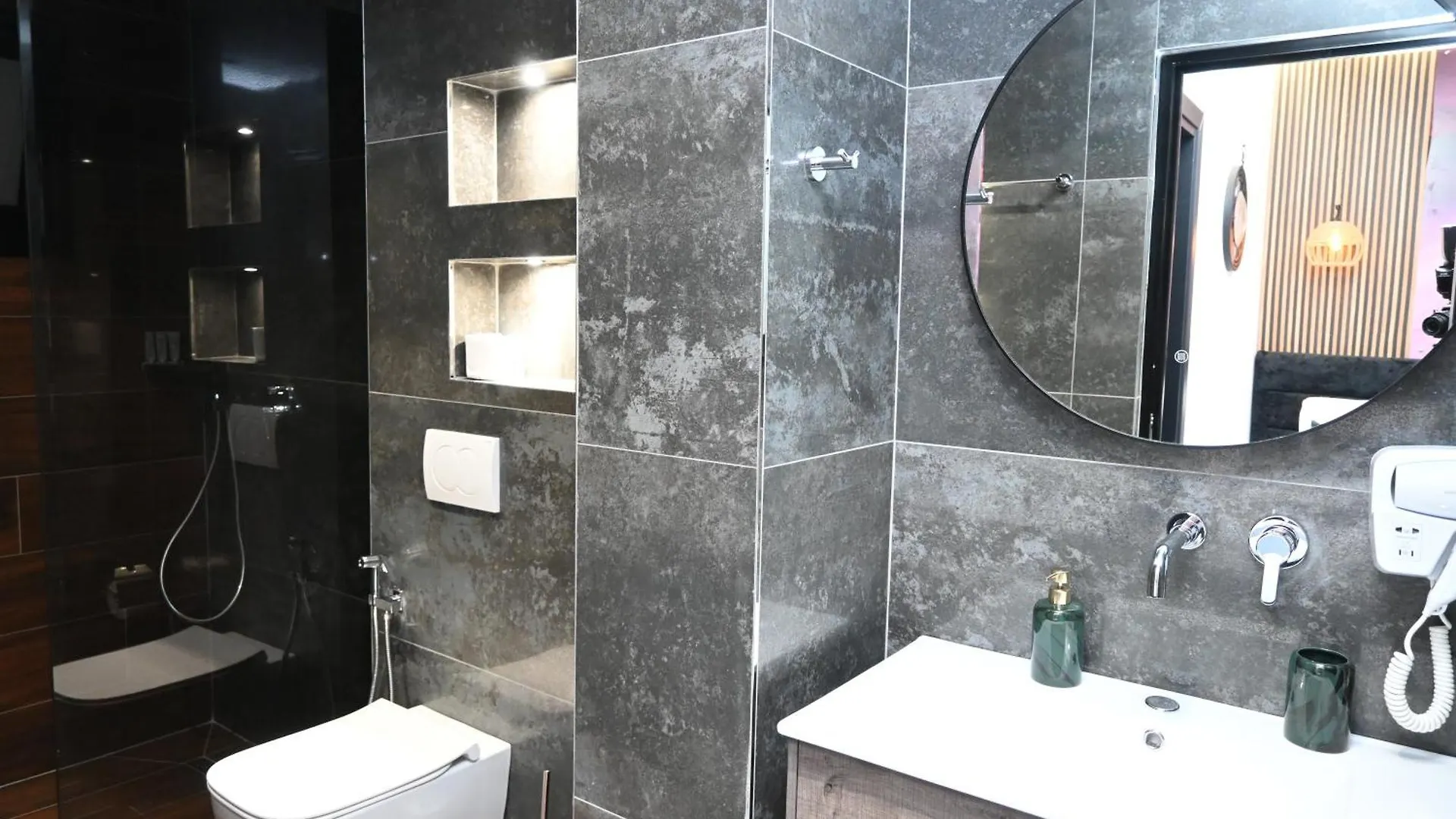 Appartamento Vila La Familia Ksamil