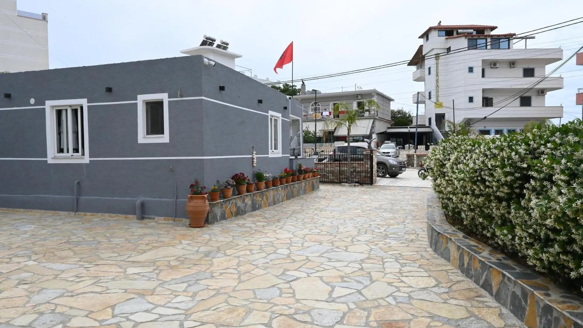 Apartment Vila La Familia Ksamil
