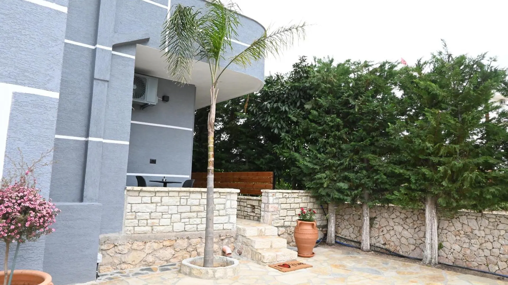 Vila La Familia Ksamil 0*,