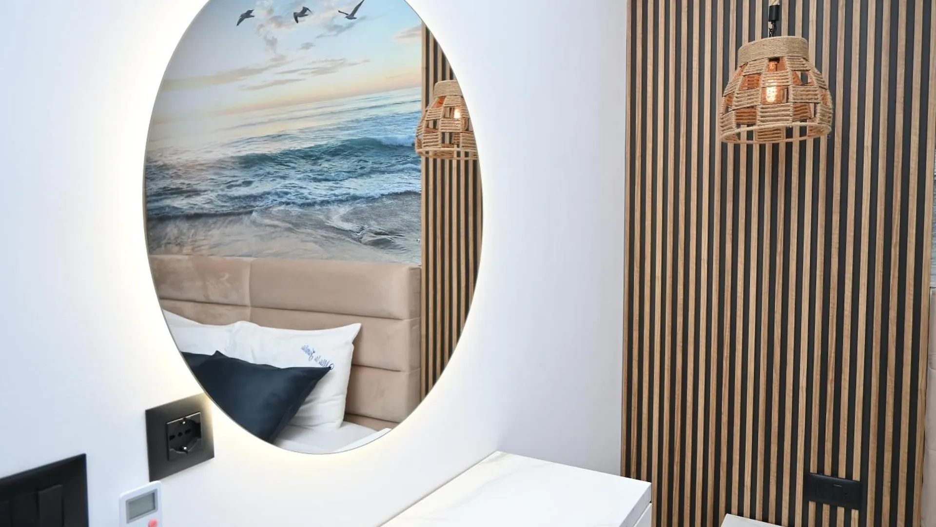 Vila La Familia Ksamil Apartment